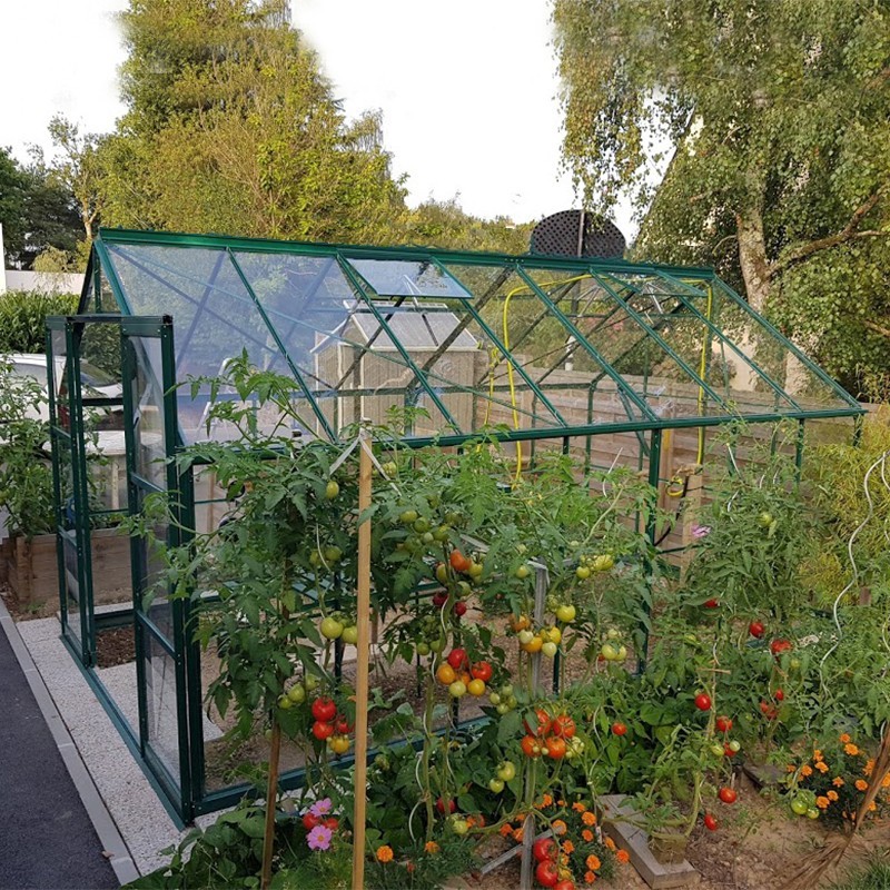 Jade Serre 10,40m2 in grün lackiertem Aluminium und gehärtetem Glas mit Basis