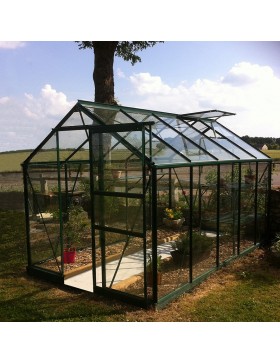 Opale kas van 5,80 m² in groen gelakt aluminium en gehard glas met voet