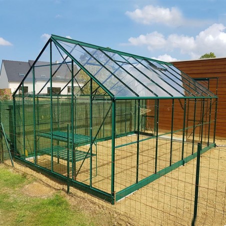 Saphir Serre 14,60m2 in grün lackiertem Aluminium und gehärtetem Glas mit Basis