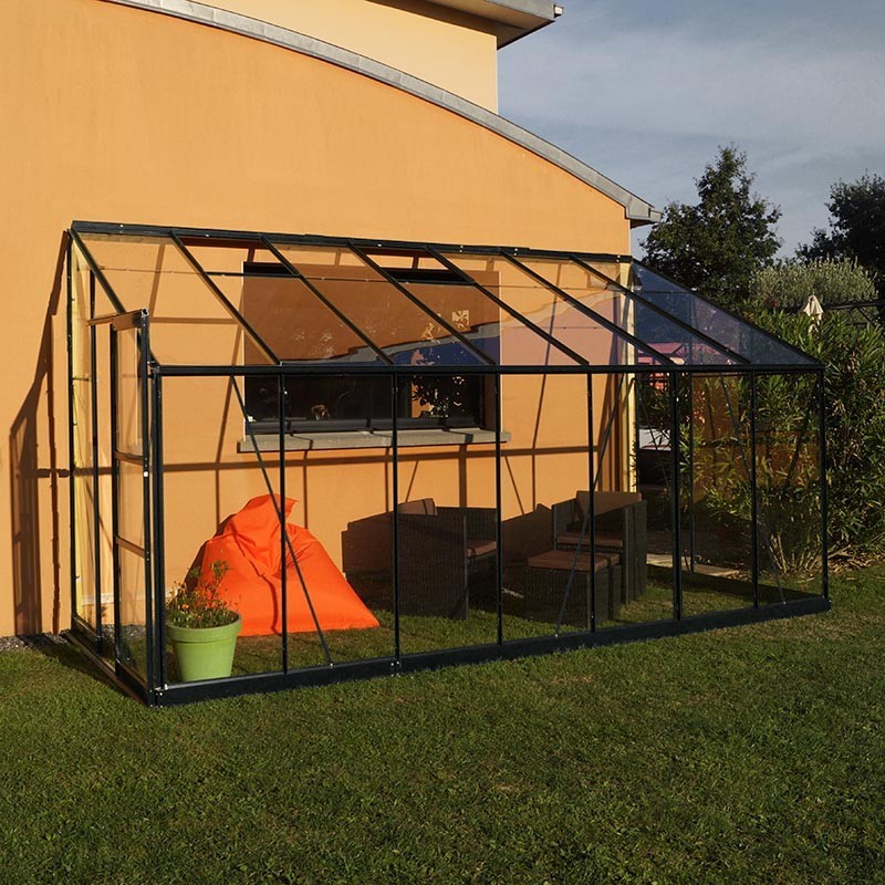 Pack promo n°1 - Serre adossée Rubis 8,40m² en aluminium laqué noir et verre trempé avec base