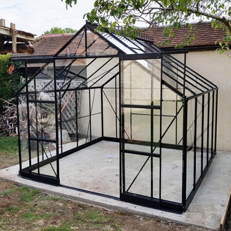 Saphir 9,10m² vierkante kas in zwart gelakt aluminium en gehard glas met voet