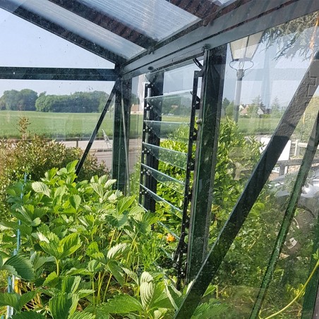 Jaloezie voor Janssens kas