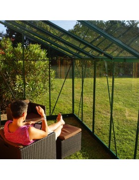 innen Backed Glass Rubis 8,40m2 in grün lackiertem Aluminium und gehärtetem Glas mit Basis