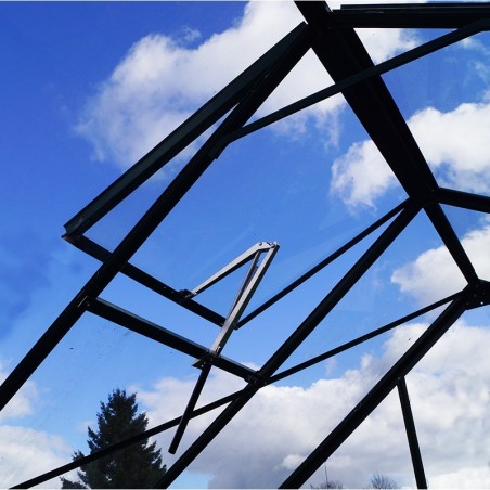 Automatisch openen van een halfopen dakraam