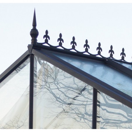 Victoriaanse fries gelakt in zwart of groen voor Janssens kassen (Urban-Helios)