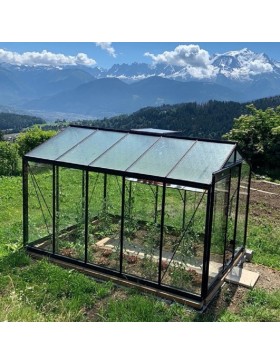 Prestige kas van 8,61 m² in zwart gelakt aluminium en R205 zwart gehard glas