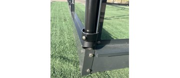 Fallrohr aus schwarz lackiertem Aluminium