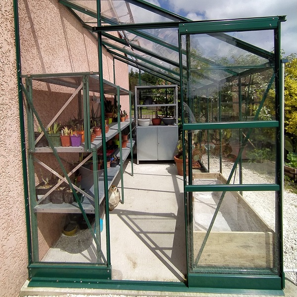 serre adossée Rubis 8,40 m² verte aluminium et verre trempé ciel mon jardin