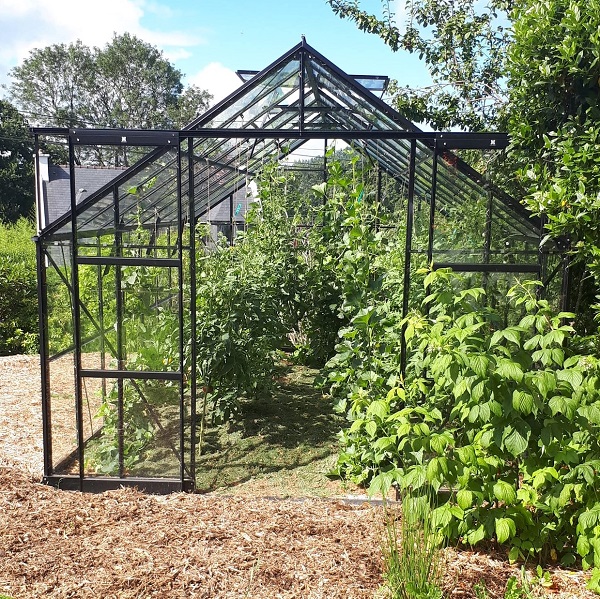 serre Saphir 14,60 m² noire aluminium et verre trempé ciel mon jardin